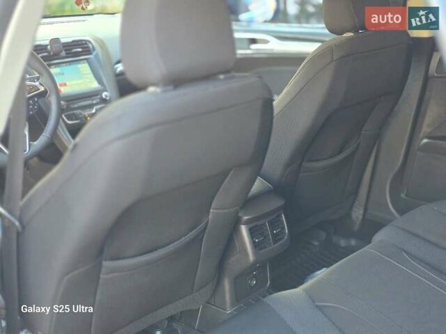 Черный Форд Мондео, объемом двигателя 2 л и пробегом 263 тыс. км за 14499 $, фото 23 на Automoto.ua