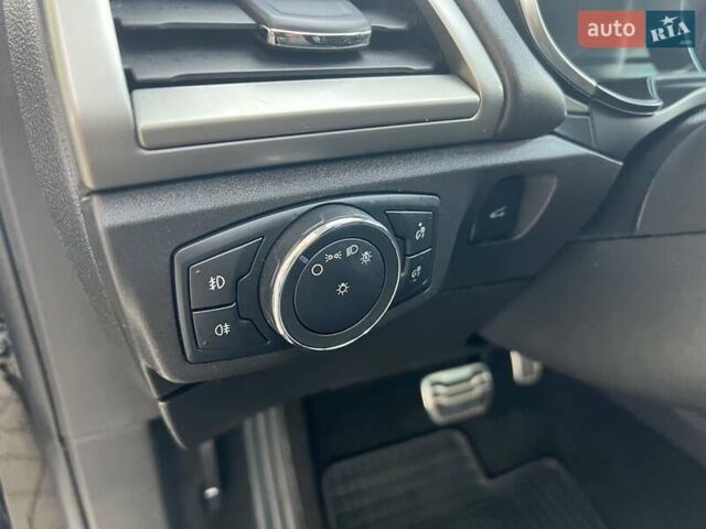 Форд Мондео 2018 в Житомире на Automoto.ua Черный Форд Мондео, объемом двигателя 2 л и пробегом 127 тыс. км за 17500 $, фото 39 на Automoto.ua