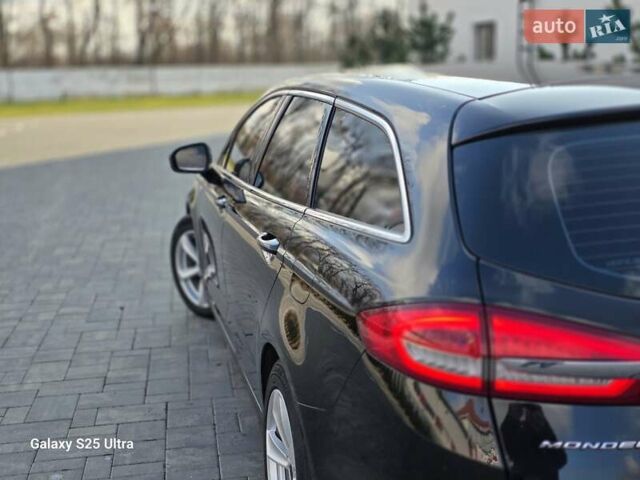 Черный Форд Мондео, объемом двигателя 2 л и пробегом 263 тыс. км за 14499 $, фото 10 на Automoto.ua