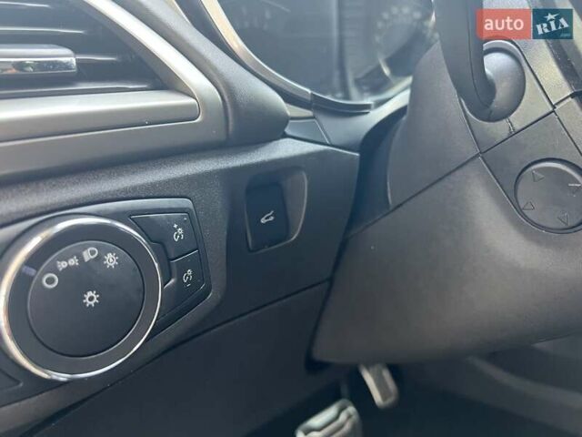 Форд Мондео 2018 в Житомире на Automoto.ua Черный Форд Мондео, объемом двигателя 2 л и пробегом 127 тыс. км за 17500 $, фото 40 на Automoto.ua