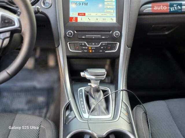 Черный Форд Мондео, объемом двигателя 2 л и пробегом 263 тыс. км за 14499 $, фото 26 на Automoto.ua