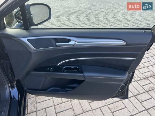 Форд Мондео 2018 в Житомире на Automoto.ua Черный Форд Мондео, объемом двигателя 2 л и пробегом 127 тыс. км за 17500 $, фото 7 на Automoto.ua