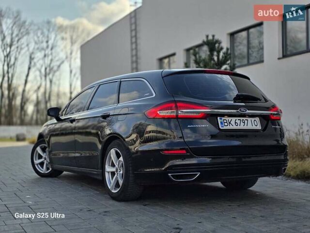 Черный Форд Мондео, объемом двигателя 2 л и пробегом 263 тыс. км за 14499 $, фото 12 на Automoto.ua