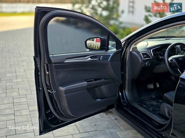 Черный Форд Мондео, объемом двигателя 2 л и пробегом 263 тыс. км за 14499 $, фото 27 на Automoto.ua