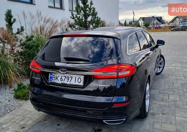 Форд Мондео 2018 в Луцке на Automoto.ua Черный Форд Мондео, объемом двигателя 2 л и пробегом 262 тыс. км за 14999 $, фото 48 на Automoto.ua