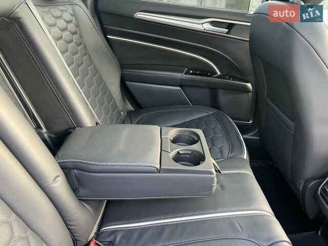 Форд Мондео 2018 в Житомире на Automoto.ua Черный Форд Мондео, объемом двигателя 2 л и пробегом 127 тыс. км за 17500 $, фото 22 на Automoto.ua