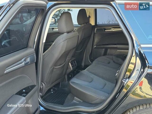 Черный Форд Мондео, объемом двигателя 2 л и пробегом 263 тыс. км за 14499 $, фото 19 на Automoto.ua