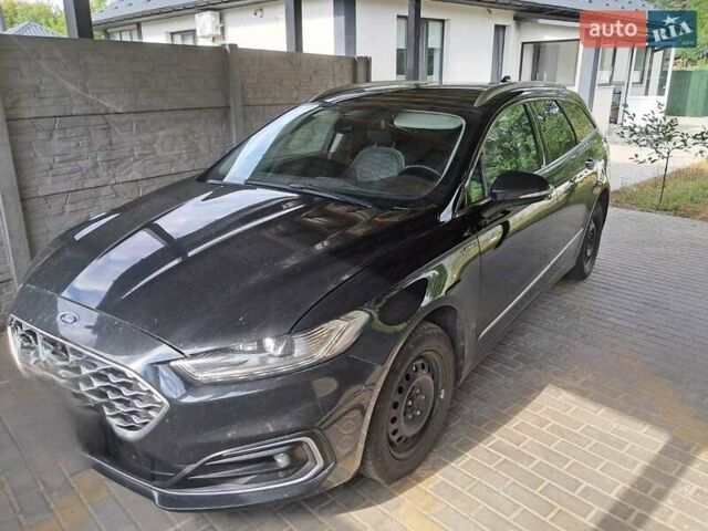 Черный Форд Мондео, объемом двигателя 2 л и пробегом 180 тыс. км за 15000 $, фото 9 на Automoto.ua