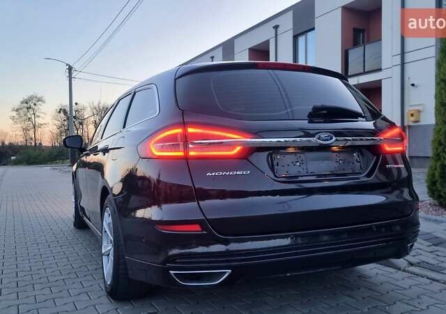 Черный Форд Мондео, объемом двигателя 2 л и пробегом 228 тыс. км за 13800 $, фото 32 на Automoto.ua