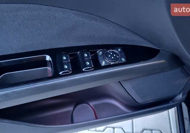 Черный Форд Мондео, объемом двигателя 2 л и пробегом 228 тыс. км за 13800 $, фото 41 на Automoto.ua