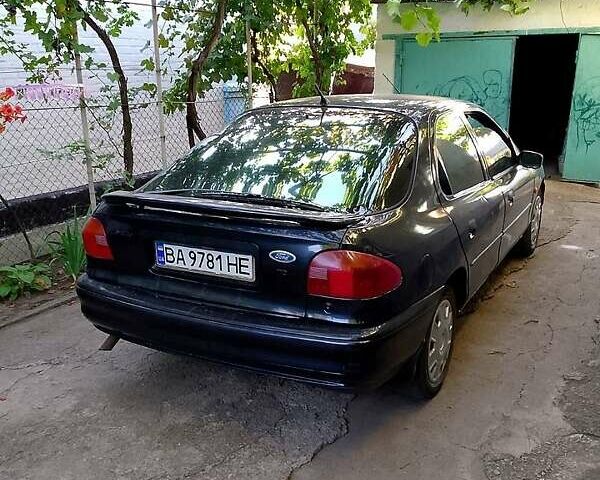 Чорний Форд Мондео, об'ємом двигуна 1.8 л та пробігом 390 тис. км за 2700 $, фото 2 на Automoto.ua