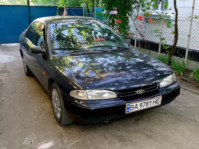 Чорний Форд Мондео, об'ємом двигуна 1.8 л та пробігом 390 тис. км за 2700 $, фото 6 на Automoto.ua