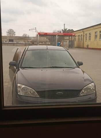 Чорний Форд Мондео, об'ємом двигуна 1.8 л та пробігом 206 тис. км за 1600 $, фото 1 на Automoto.ua