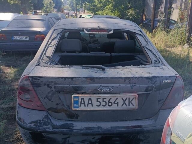 Черный Форд Мондео, объемом двигателя 2 л и пробегом 320 тыс. км за 4000 $, фото 1 на Automoto.ua