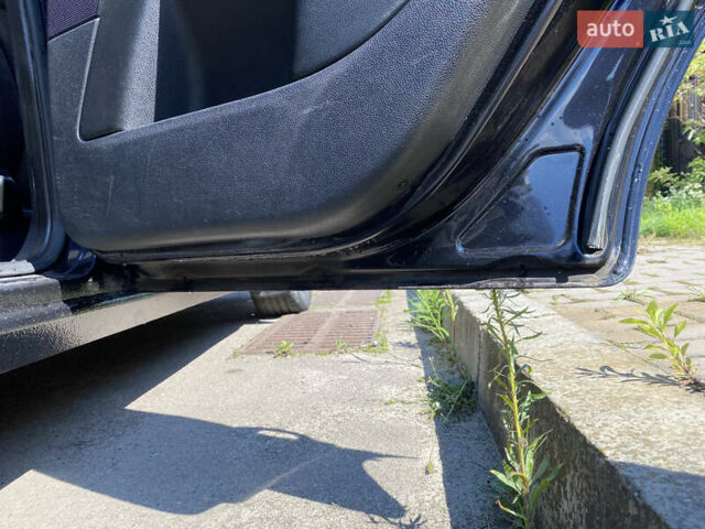 Форд Мондео 2004 в Киеве на Automoto.ua Черный Форд Мондео, объемом двигателя 2 л и пробегом 255 тыс. км за 4100 $, фото 13 на Automoto.ua