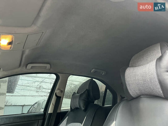 Чорний Форд Мондео, об'ємом двигуна 2 л та пробігом 420 тис. км за 4800 $, фото 4 на Automoto.ua