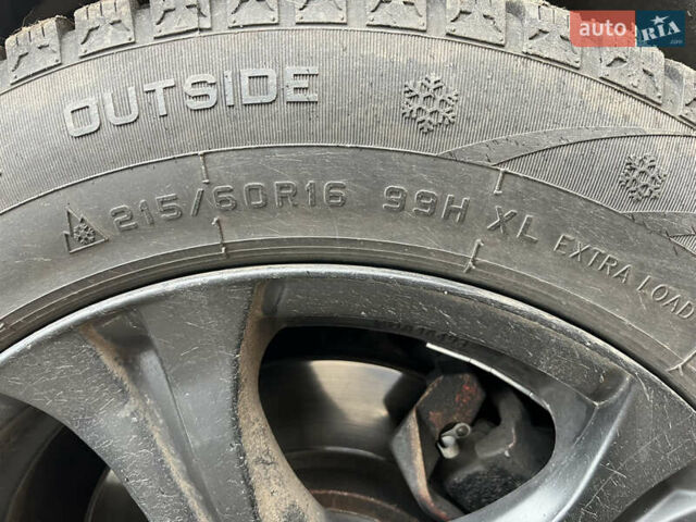 Чорний Форд Мондео, об'ємом двигуна 2 л та пробігом 420 тис. км за 4800 $, фото 5 на Automoto.ua