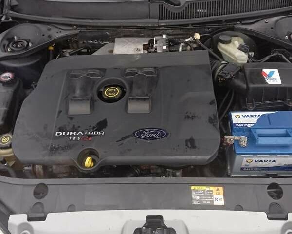 Черный Форд Мондео, объемом двигателя 2 л и пробегом 378 тыс. км за 3000 $, фото 19 на Automoto.ua