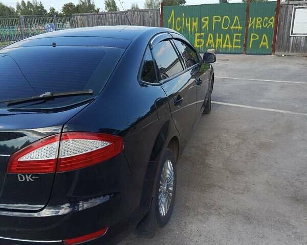 Чорний Форд Мондео, об'ємом двигуна 2 л та пробігом 264 тис. км за 5500 $, фото 19 на Automoto.ua