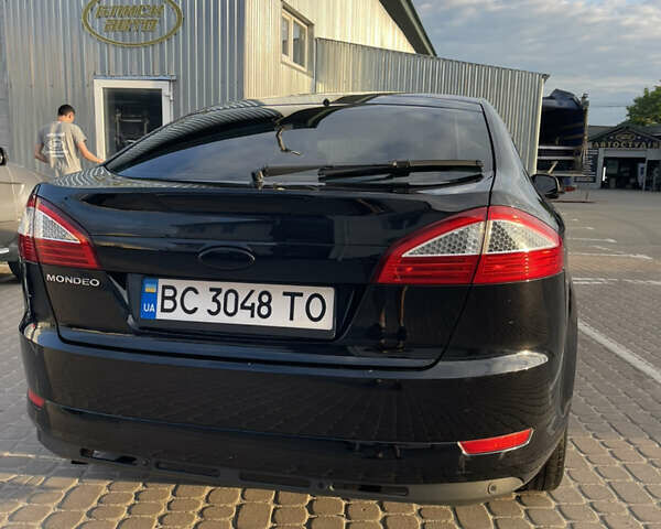 Чорний Форд Мондео, об'ємом двигуна 1.6 л та пробігом 225 тис. км за 5400 $, фото 7 на Automoto.ua