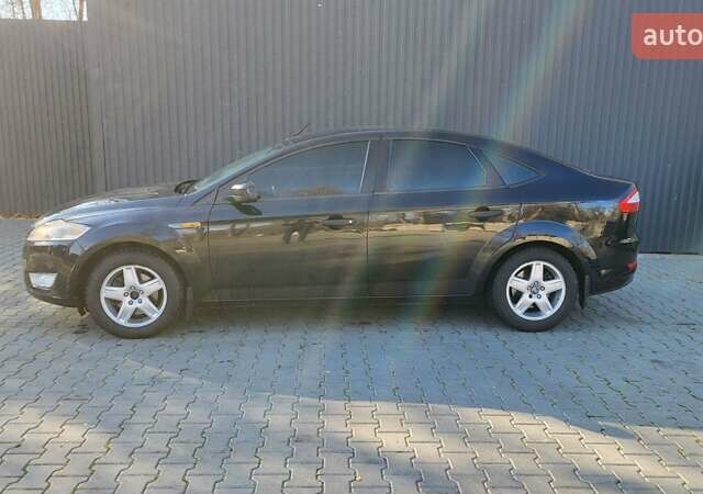 Чорний Форд Мондео, об'ємом двигуна 2 л та пробігом 305 тис. км за 5000 $, фото 4 на Automoto.ua