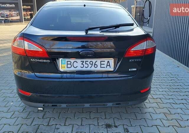 Чорний Форд Мондео, об'ємом двигуна 2 л та пробігом 305 тис. км за 5000 $, фото 1 на Automoto.ua