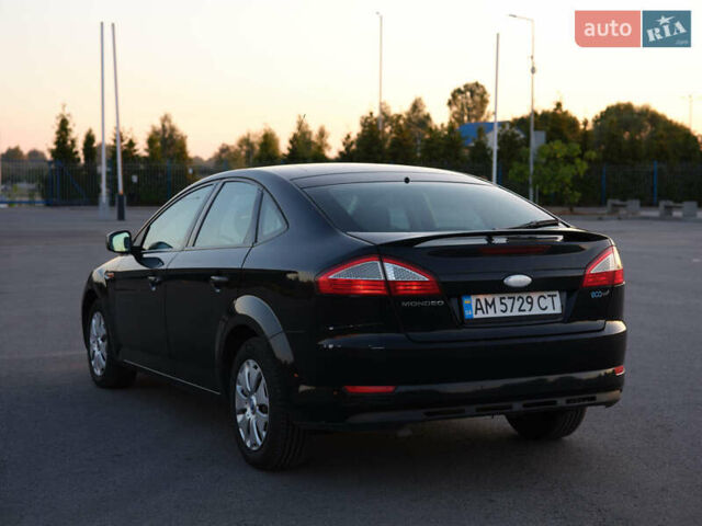 Черный Форд Мондео, объемом двигателя 1.75 л и пробегом 410 тыс. км за 5700 $, фото 13 на Automoto.ua