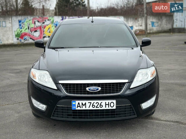 Чорний Форд Мондео, об'ємом двигуна 2 л та пробігом 266 тис. км за 6499 $, фото 4 на Automoto.ua