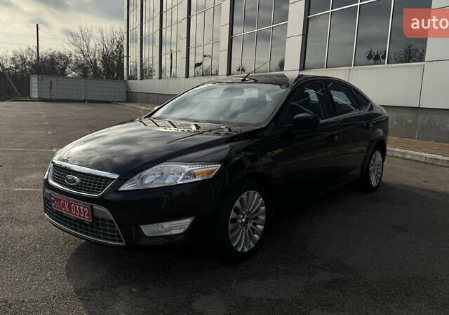 Чорний Форд Мондео, об'ємом двигуна 2 л та пробігом 204 тис. км за 6999 $, фото 8 на Automoto.ua
