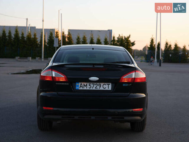 Черный Форд Мондео, объемом двигателя 1.75 л и пробегом 410 тыс. км за 5700 $, фото 12 на Automoto.ua