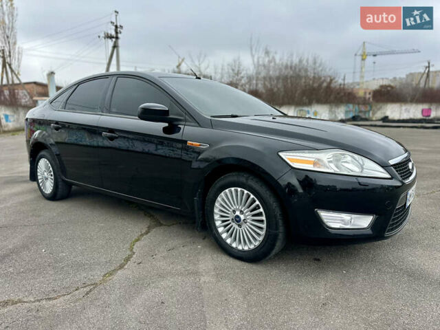 Чорний Форд Мондео, об'ємом двигуна 2 л та пробігом 266 тис. км за 6499 $, фото 7 на Automoto.ua