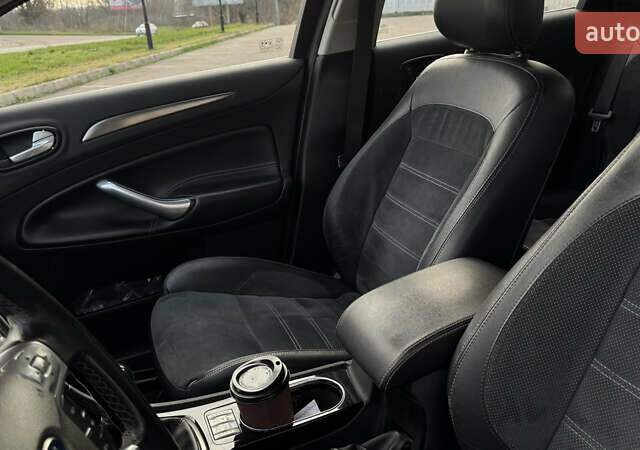 Чорний Форд Мондео, об'ємом двигуна 2 л та пробігом 204 тис. км за 6999 $, фото 34 на Automoto.ua