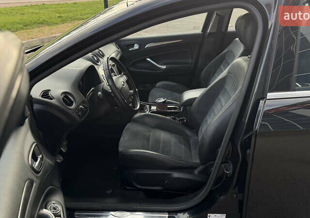 Чорний Форд Мондео, об'ємом двигуна 2 л та пробігом 204 тис. км за 6999 $, фото 32 на Automoto.ua