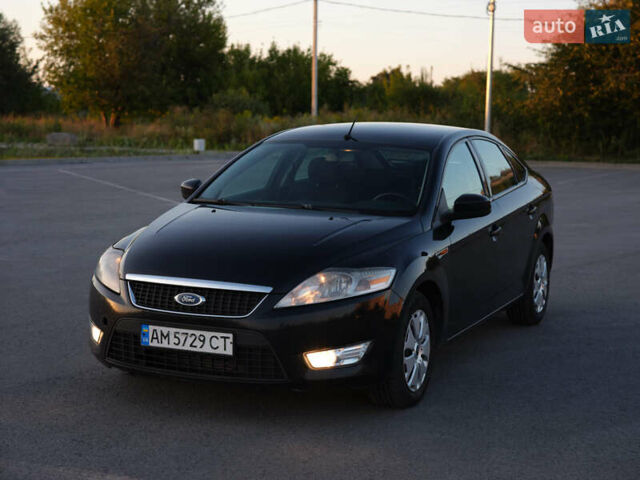 Черный Форд Мондео, объемом двигателя 1.75 л и пробегом 410 тыс. км за 5700 $, фото 10 на Automoto.ua