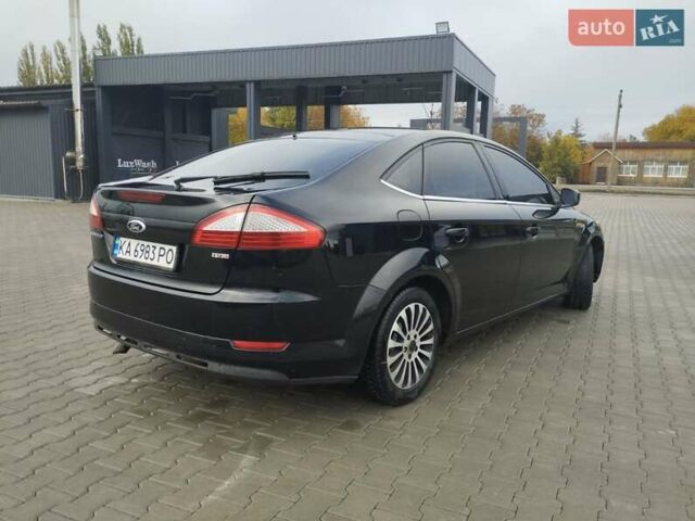 Чорний Форд Мондео, об'ємом двигуна 1.75 л та пробігом 300 тис. км за 5500 $, фото 8 на Automoto.ua