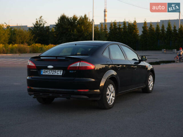 Черный Форд Мондео, объемом двигателя 1.75 л и пробегом 410 тыс. км за 5700 $, фото 4 на Automoto.ua