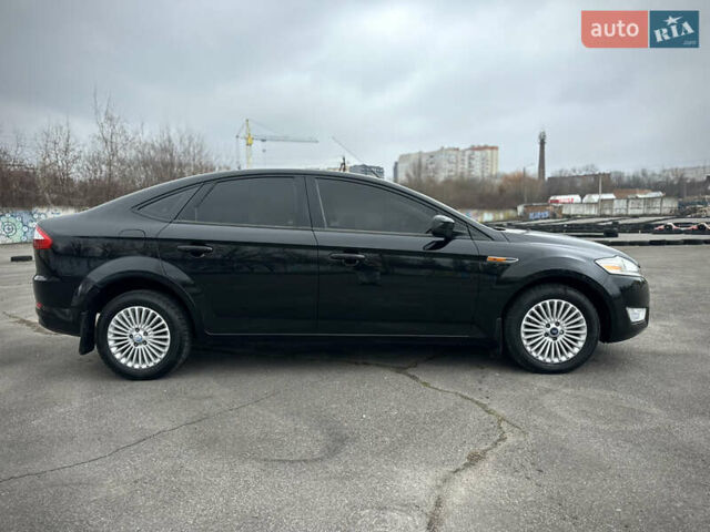 Чорний Форд Мондео, об'ємом двигуна 2 л та пробігом 266 тис. км за 6499 $, фото 8 на Automoto.ua