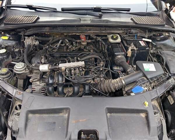 Чорний Форд Мондео, об'ємом двигуна 1.6 л та пробігом 230 тис. км за 5800 $, фото 12 на Automoto.ua