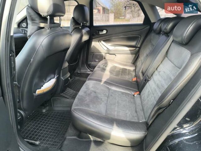 Черный Форд Мондео, объемом двигателя 1.75 л и пробегом 287 тыс. км за 8350 $, фото 5 на Automoto.ua