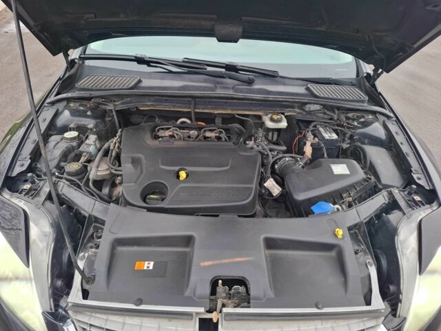 Черный Форд Мондео, объемом двигателя 2 л и пробегом 292 тыс. км за 6800 $, фото 6 на Automoto.ua