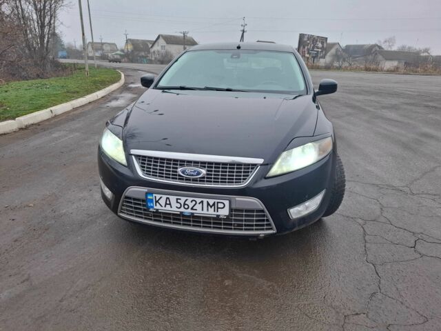 Черный Форд Мондео, объемом двигателя 2 л и пробегом 292 тыс. км за 6800 $, фото 4 на Automoto.ua