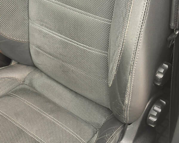 Форд Мондео 2011 в Черновцах на Automoto.ua Черный Форд Мондео, объемом двигателя 2 л и пробегом 233 тыс. км за 8500 $, фото 5 на Automoto.ua