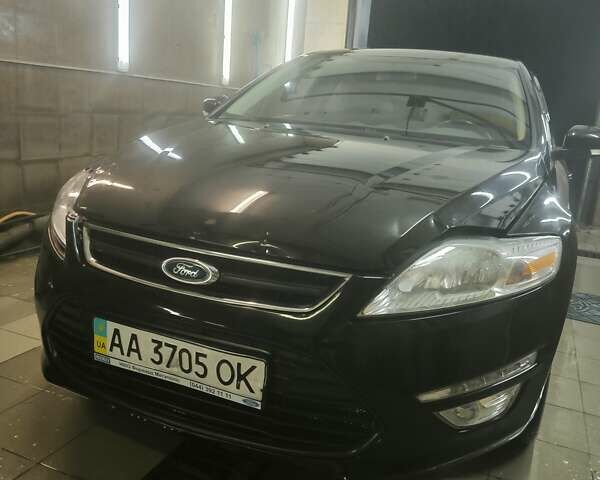 Чорний Форд Мондео, об'ємом двигуна 2 л та пробігом 185 тис. км за 8999 $, фото 6 на Automoto.ua