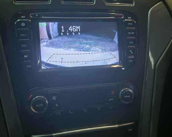 Чорний Форд Мондео, об'ємом двигуна 2 л та пробігом 185 тис. км за 8999 $, фото 17 на Automoto.ua