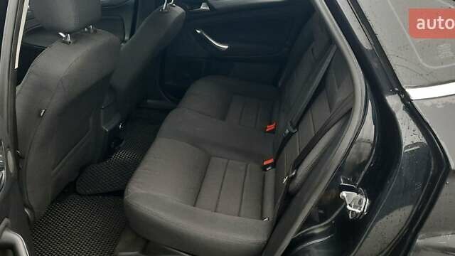 Черный Форд Мондео, объемом двигателя 2 л и пробегом 272 тыс. км за 7500 $, фото 7 на Automoto.ua