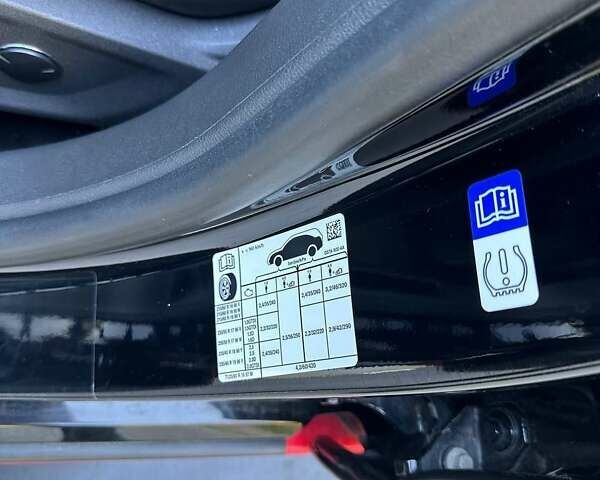 Черный Форд Мондео, объемом двигателя 2 л и пробегом 202 тыс. км за 18450 $, фото 55 на Automoto.ua