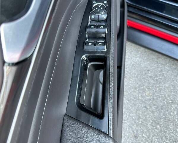 Черный Форд Мондео, объемом двигателя 2 л и пробегом 202 тыс. км за 18450 $, фото 49 на Automoto.ua