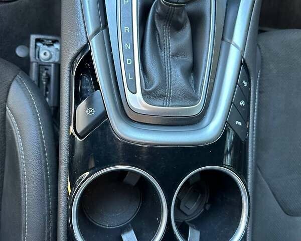 Черный Форд Мондео, объемом двигателя 2 л и пробегом 202 тыс. км за 18450 $, фото 61 на Automoto.ua