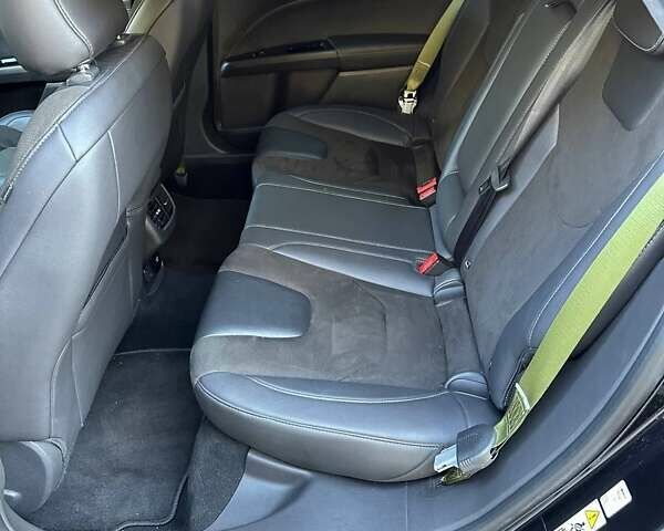 Черный Форд Мондео, объемом двигателя 2 л и пробегом 202 тыс. км за 18450 $, фото 68 на Automoto.ua