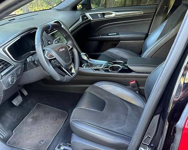 Черный Форд Мондео, объемом двигателя 2 л и пробегом 202 тыс. км за 18450 $, фото 17 на Automoto.ua